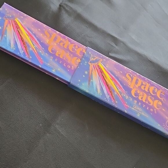 Space Case Cosmetics Eyeshadow Quad With Mirror Case And Makeup Cosmetics Beauty - Picture 15 of 16